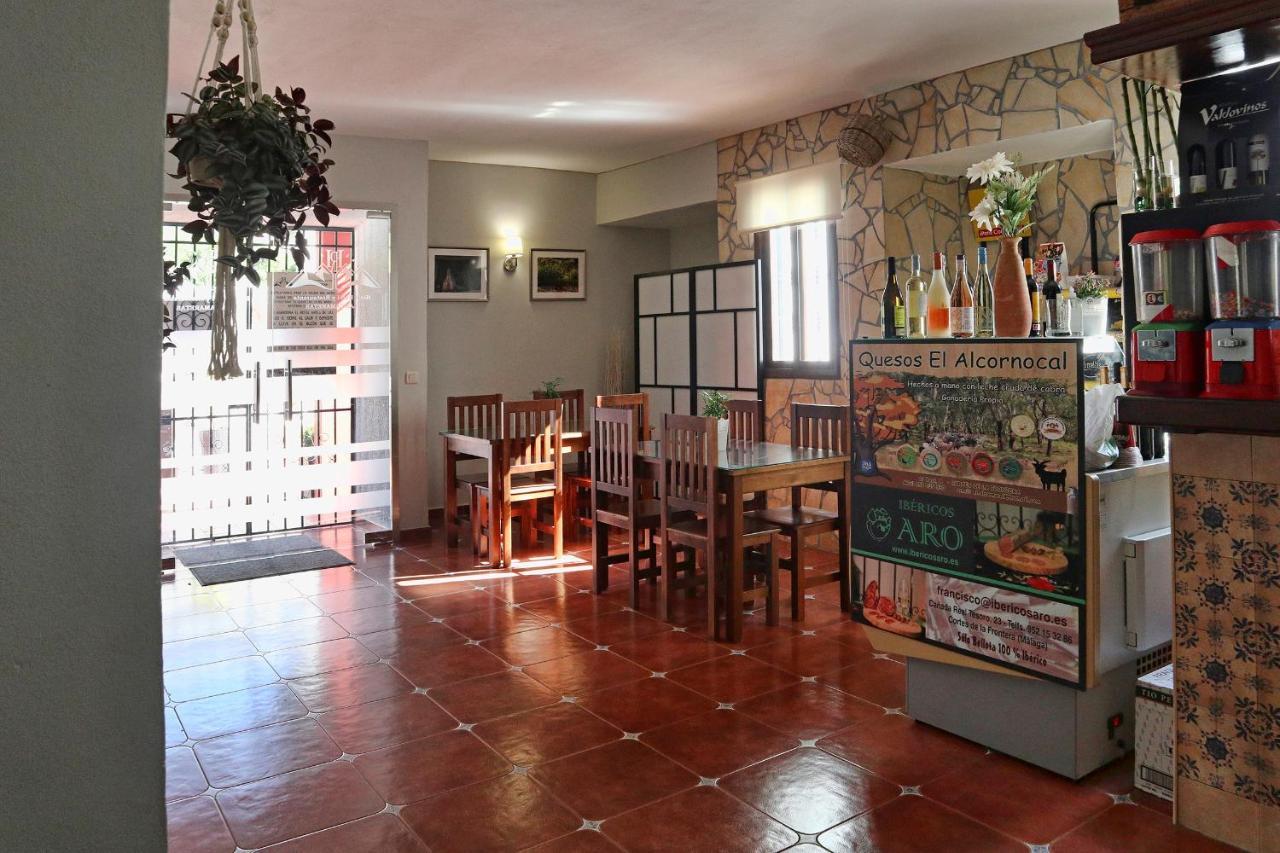 Hotel Rural & Restaurante Las Camaretas Cortes de la Frontera Exterior photo