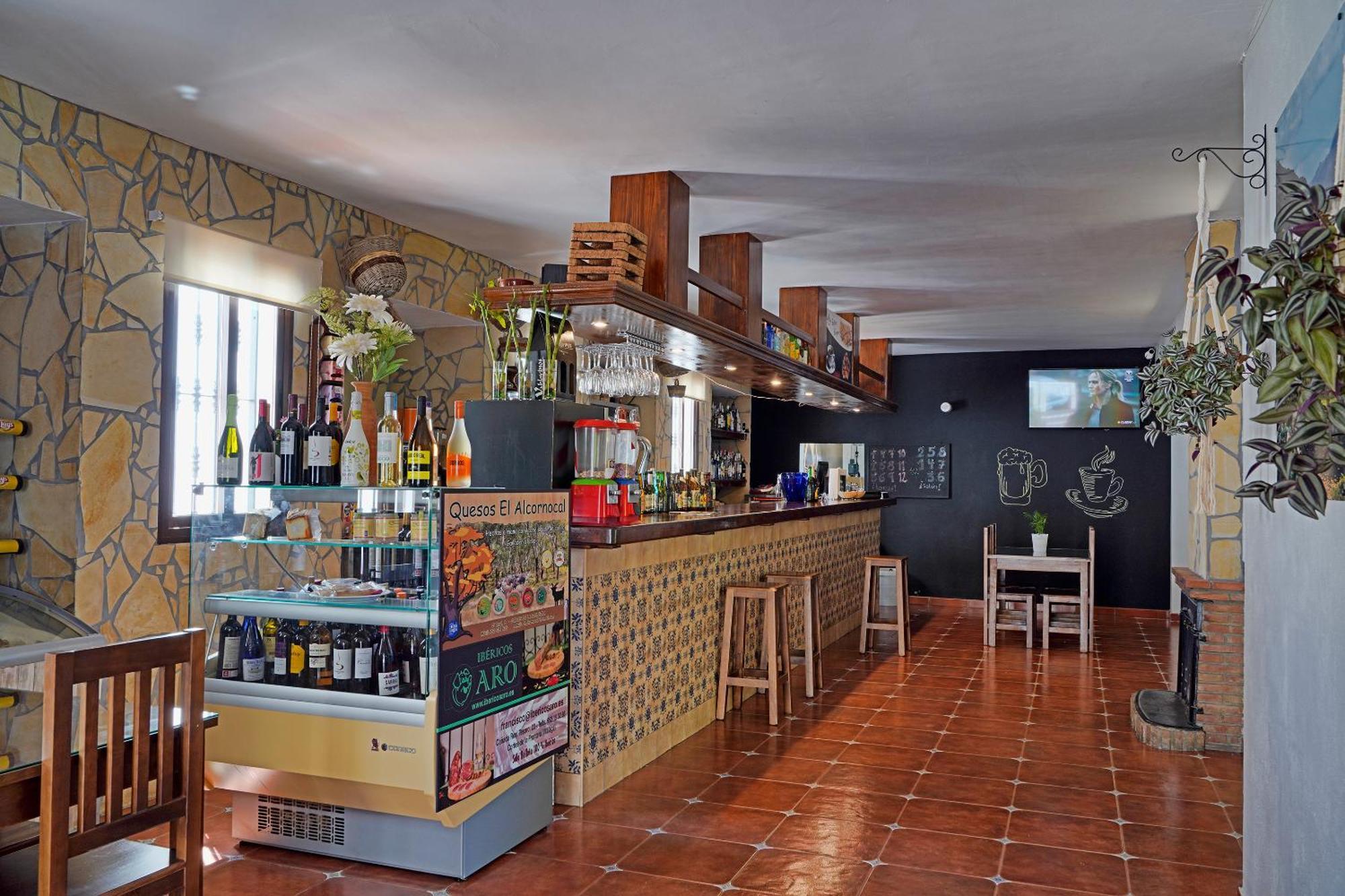 Hotel Rural & Restaurante Las Camaretas Cortes de la Frontera Exterior photo